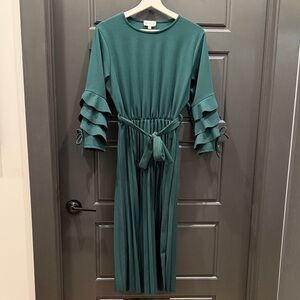 Green Ruffled Sleeve Belted Midi Dress -size M